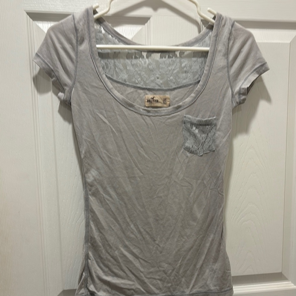 Vintage Y2K Gray Lace Pocket Women’s Top